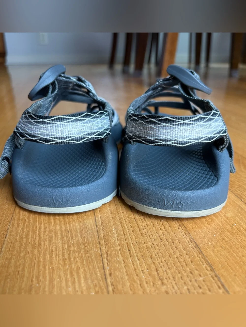 Chaco Women's ZX/2 Classic Sandals Gray Black White Double Strap Toe Loop Size 6